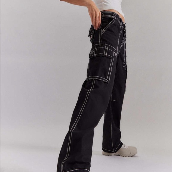 True Religion Cargo Jeans - Picture 1 of 4